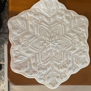 White Snowflake Quilted Placemat